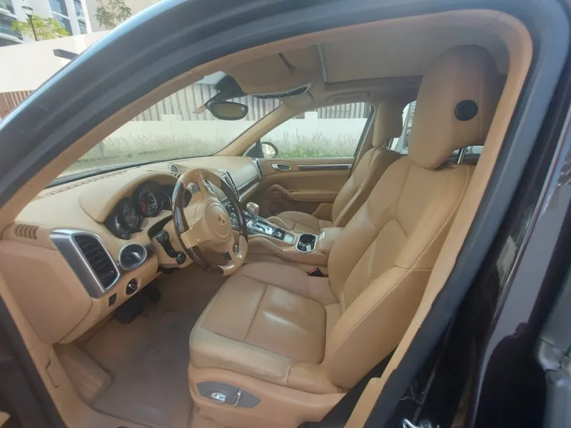 2014 Porsche Cayenne in Dubai