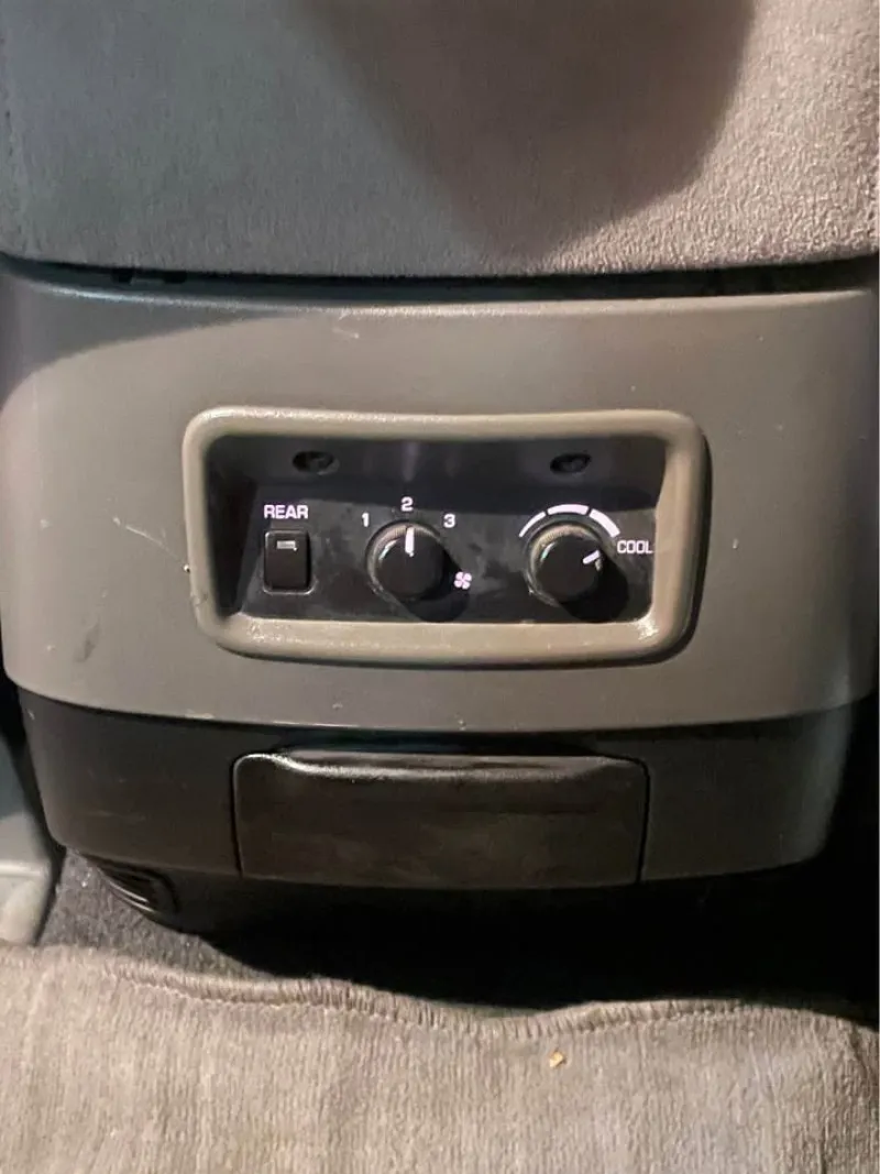 2004 Mitsubishi Pajero in Dubai