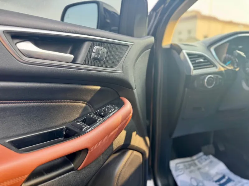 2017 Ford Edge in Dubai