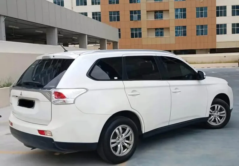 2015 Mitsubishi Outlander in Dubai