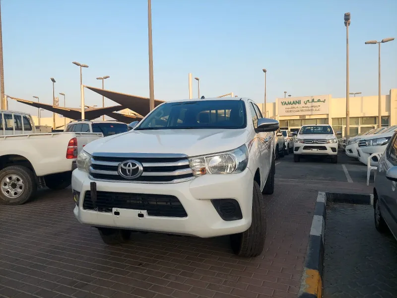 2018 Toyota Hilux in Dubai