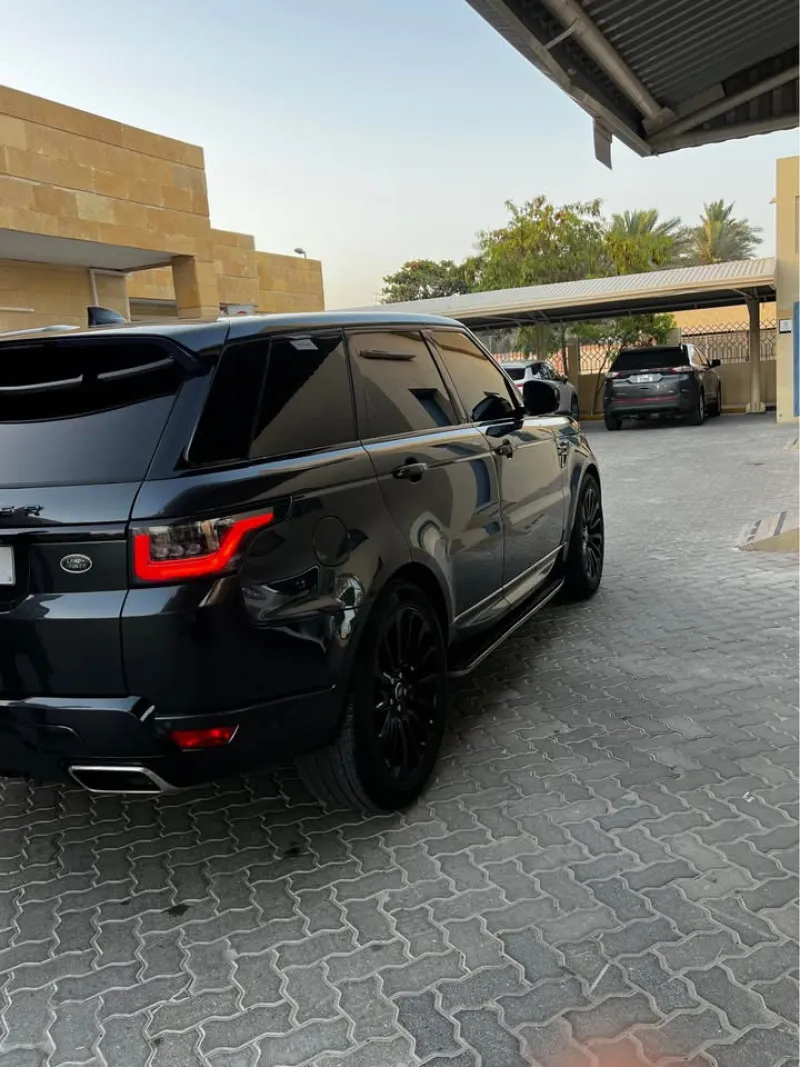 2019 Land Rover Range Rover Sport in Dubai