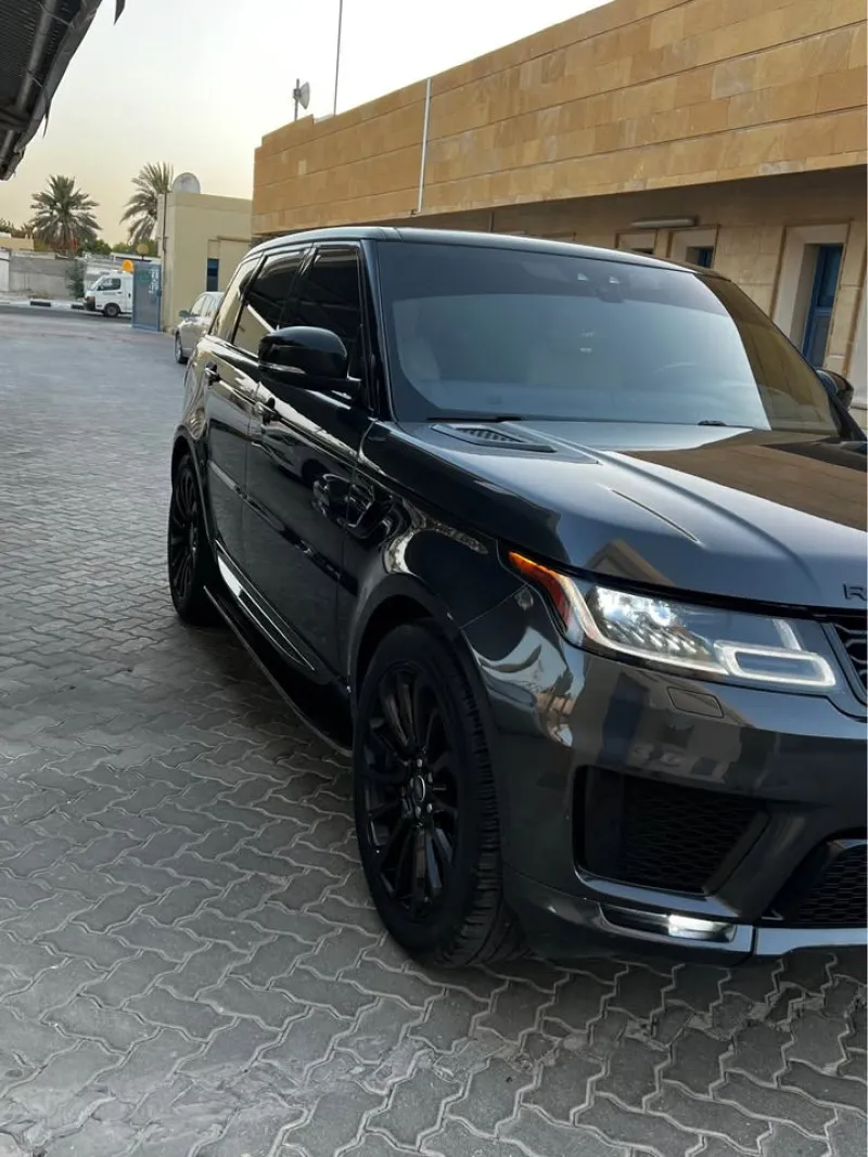 2019 Land Rover Range Rover Sport in Dubai