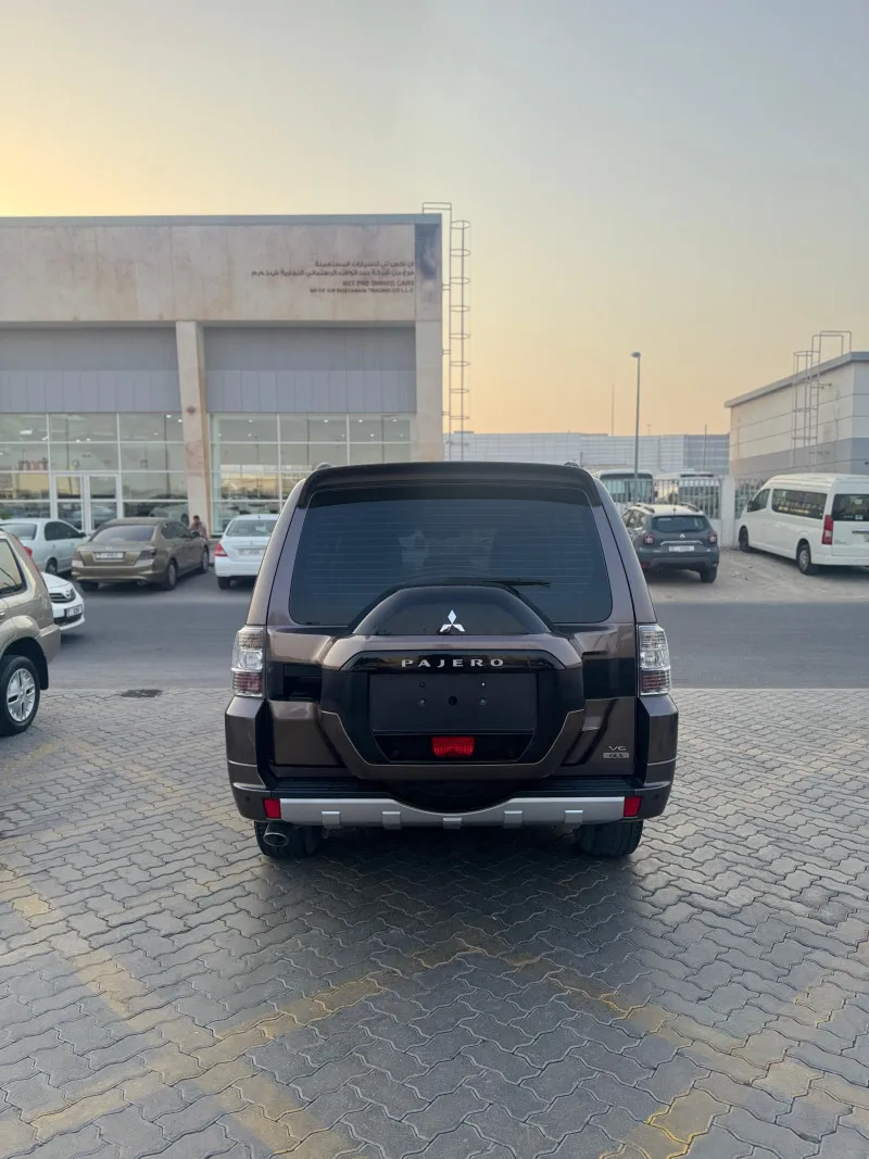 2016 Mitsubishi Pajero in Dubai