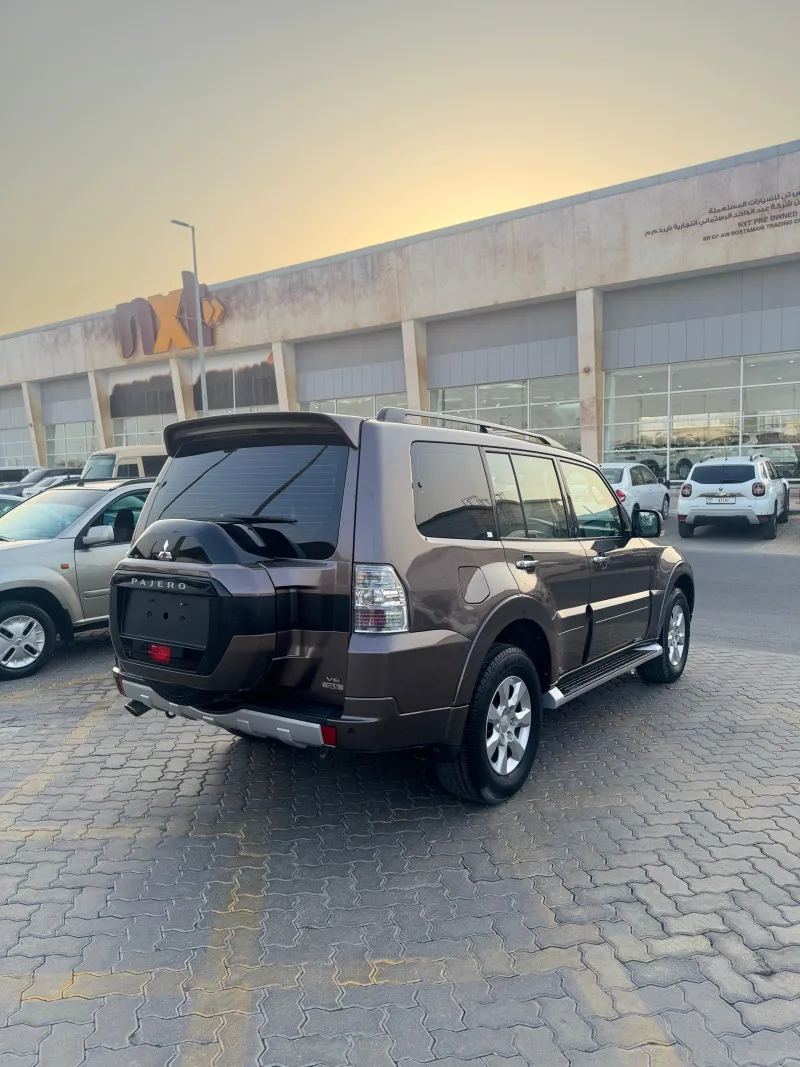 2016 Mitsubishi Pajero in Dubai