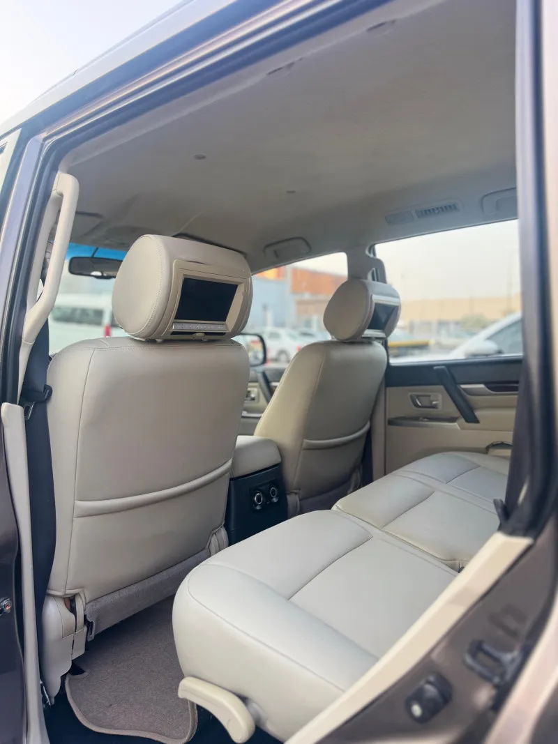 2016 Mitsubishi Pajero in Dubai