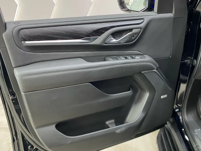 2021 GMC Yukon in Dubai