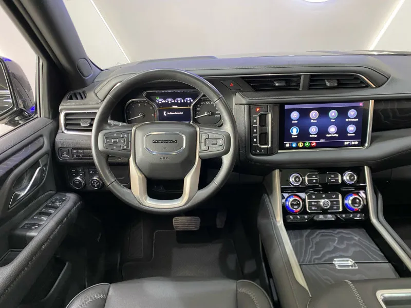 2021 GMC Yukon in Dubai