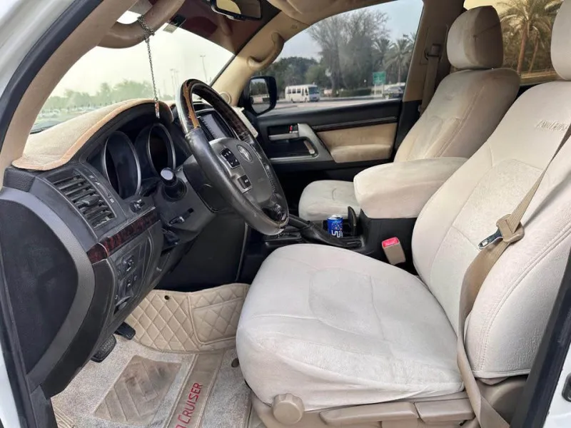2010 Toyota Land Cruiser in Dubai