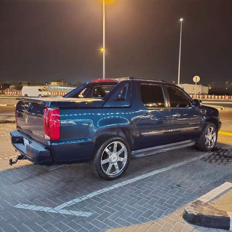2007 Cadillac Escalade in Dubai