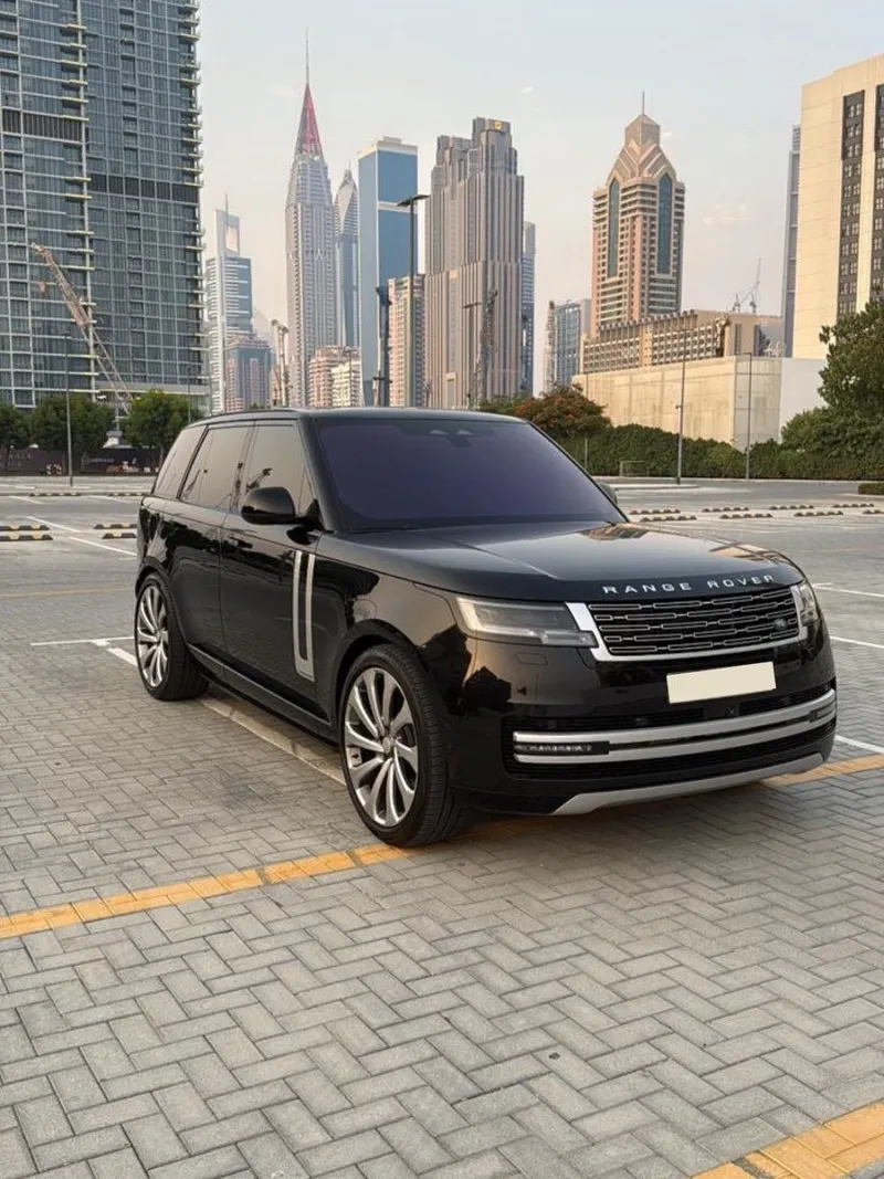 2023 لاند روفر رينج روفر in Dubai