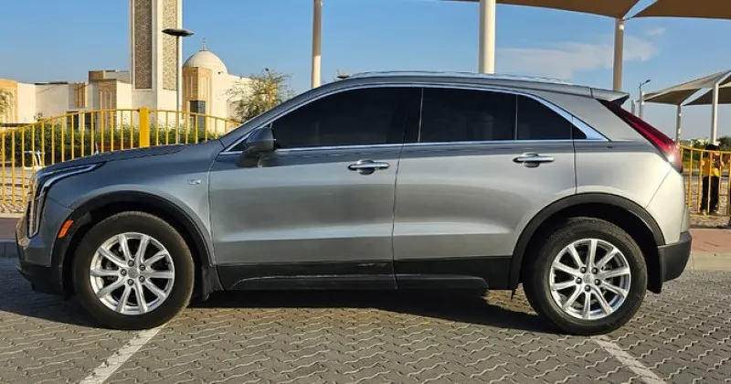 2023 كاديلاك اكس تي ٤ in Dubai