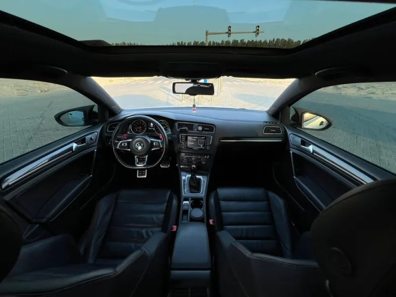 2015 Volkswagen Golf in Dubai