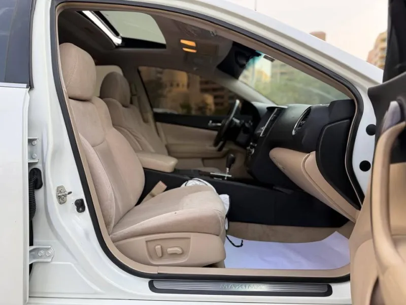 2015 Nissan Maxima in Dubai