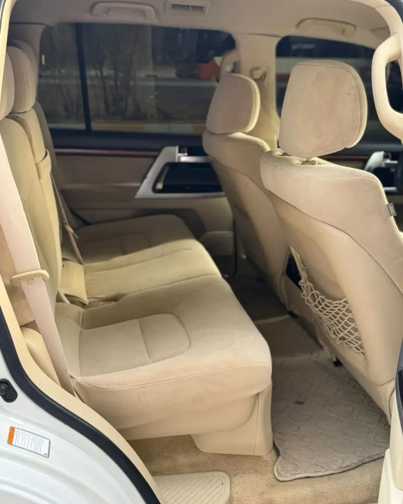 2017 Toyota Land Cruiser in Dubai