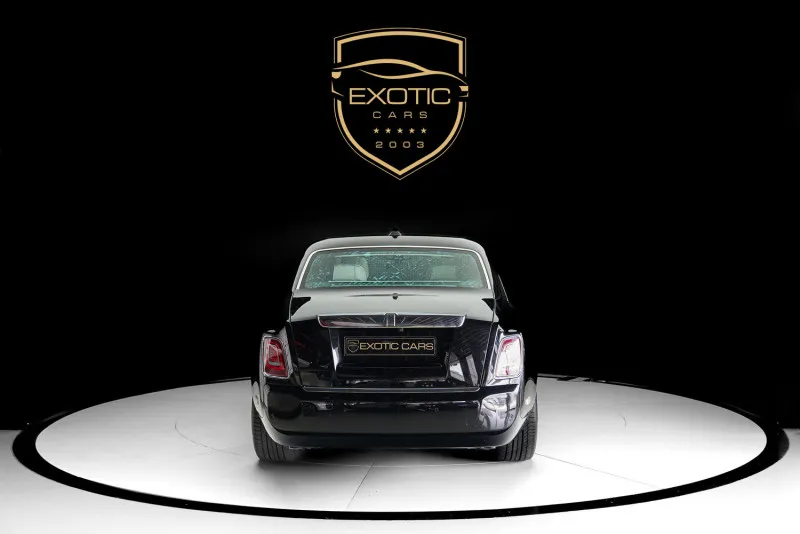2025 Rolls Royce Phantom in Dubai