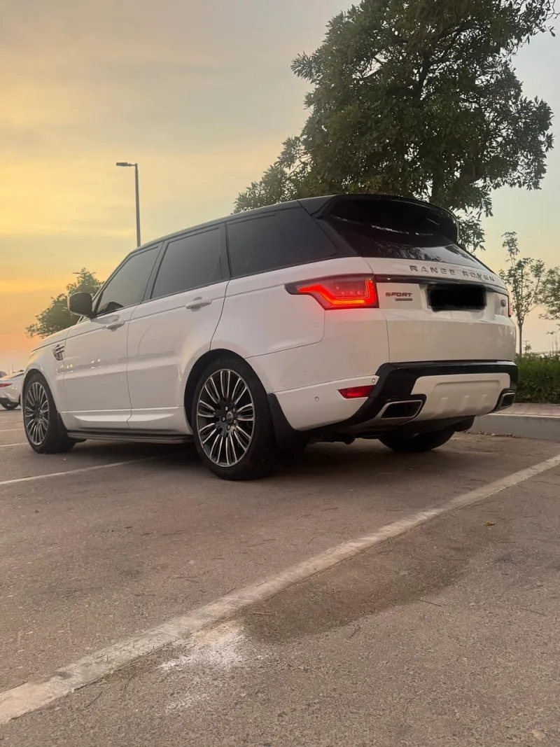 2019 Land Rover Range Rover Sport in Dubai