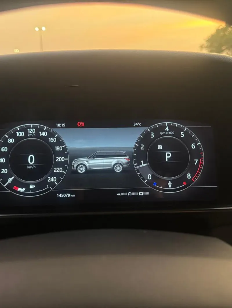 2019 Land Rover Range Rover Sport in Dubai