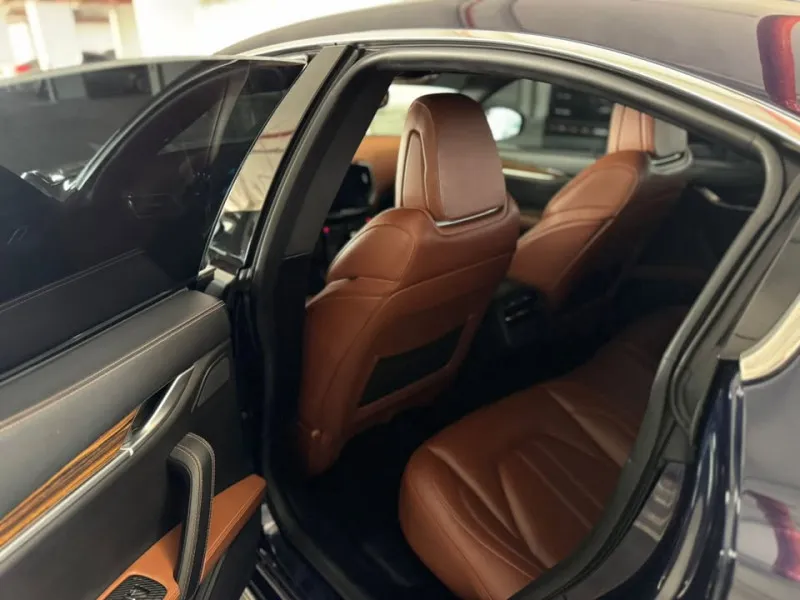 2017 Maserati Ghibli I in Dubai