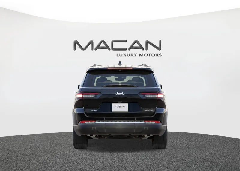 2023 Jeep Cherokee in Dubai