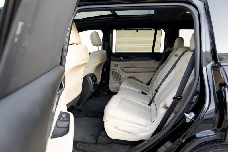 2023 Jeep Cherokee in Dubai