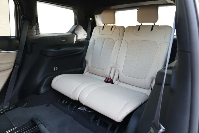 2023 Jeep Cherokee in Dubai