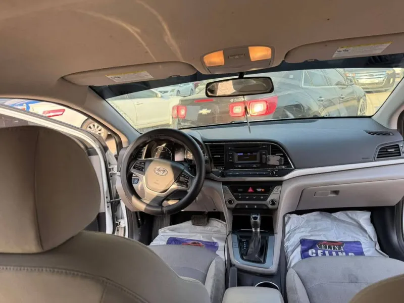 2017 Hyundai Elentra in Dubai