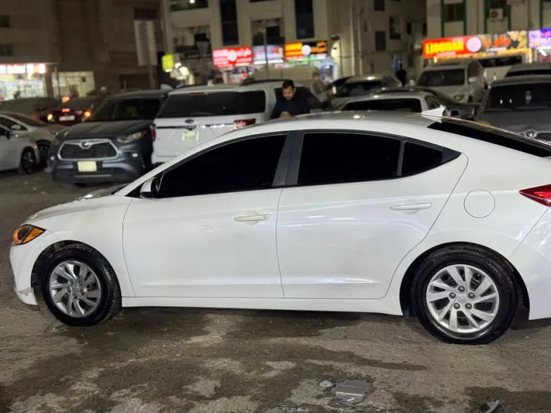 2017 Hyundai Elentra in Dubai