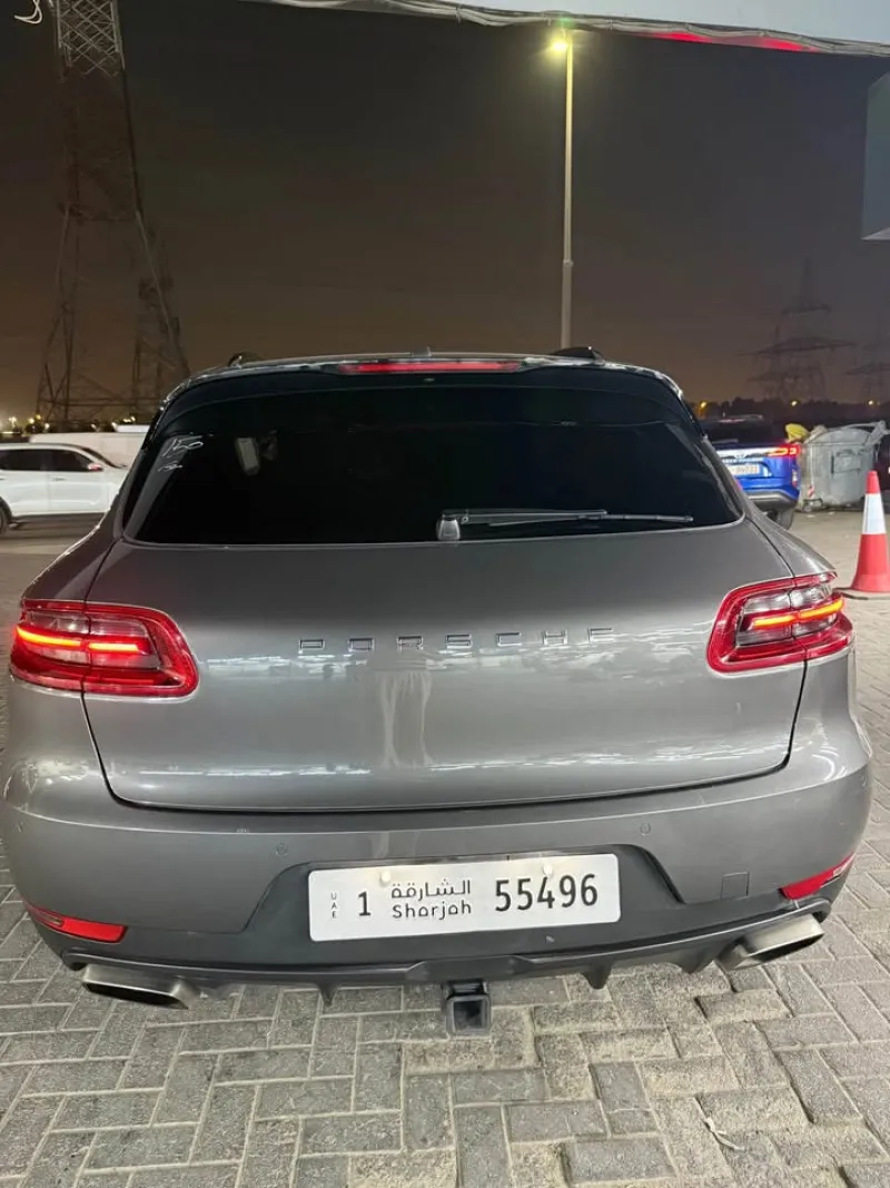 2018 Porsche Macan in Dubai
