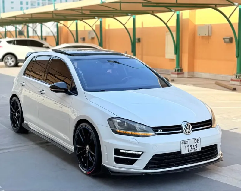 2015 Volkswagen Golf in Dubai