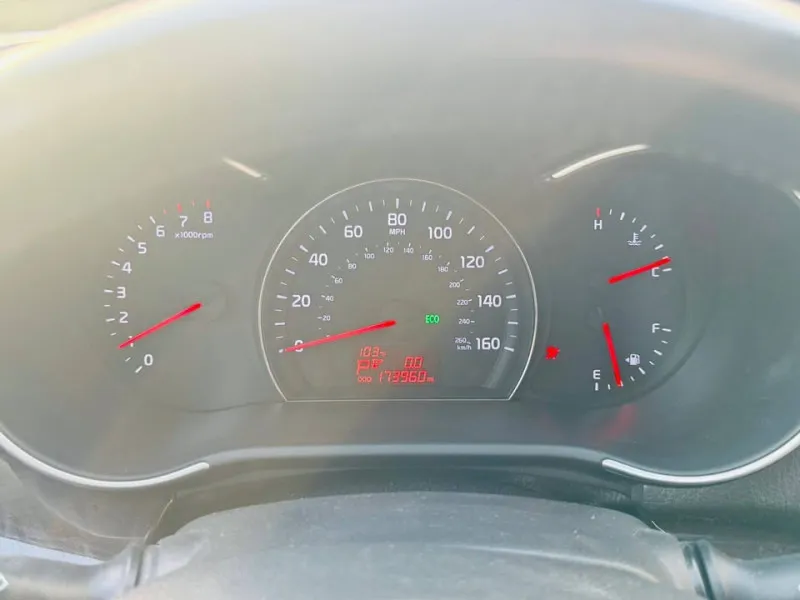 2014 كيا سورينتو in Dubai