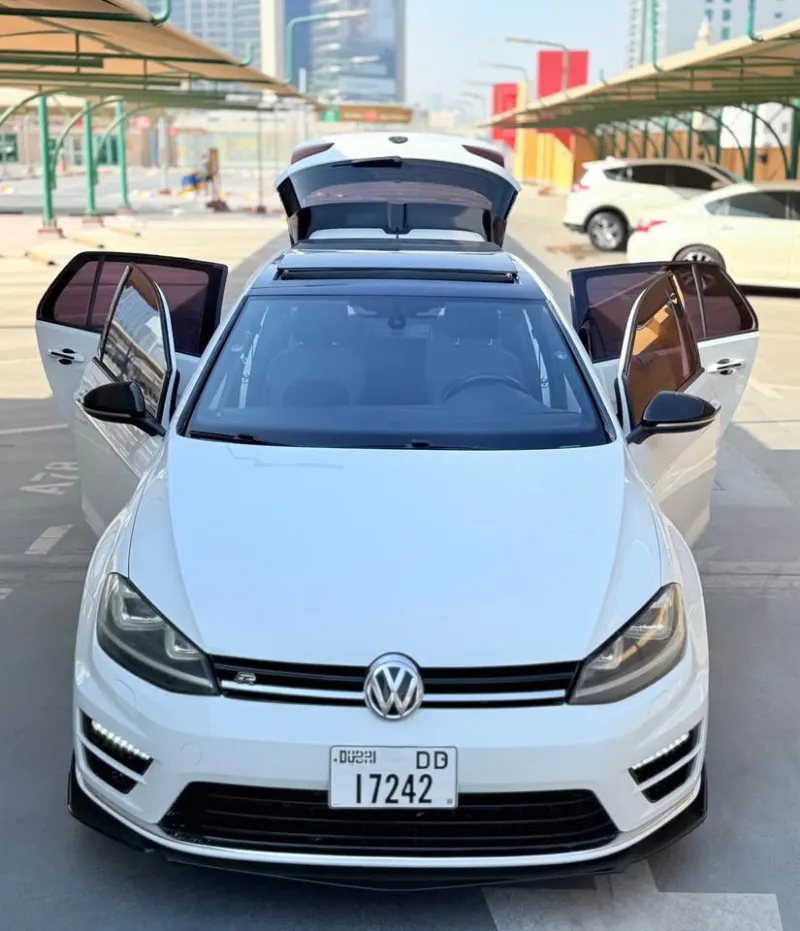 2015 Volkswagen Golf in Dubai