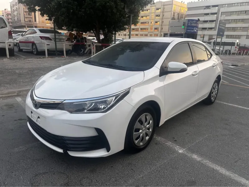 2018 تويوتا كورولا in Dubai