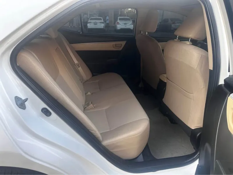 2018 تويوتا كورولا in Dubai
