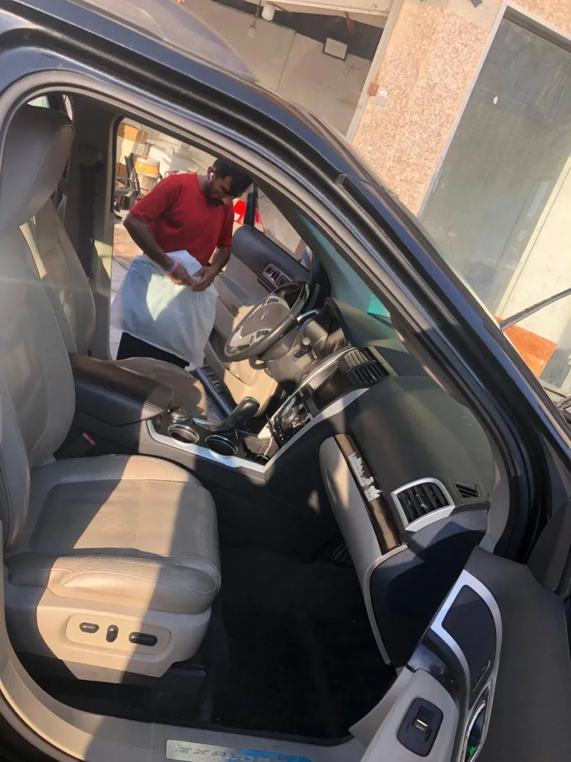 2013 Ford Explorer in Dubai