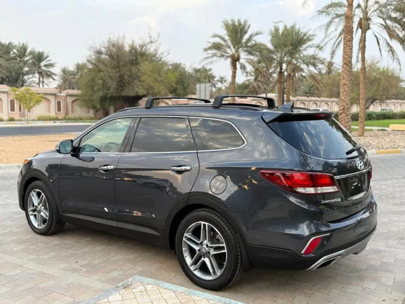 2017 Hyundai Santa Fe in Dubai