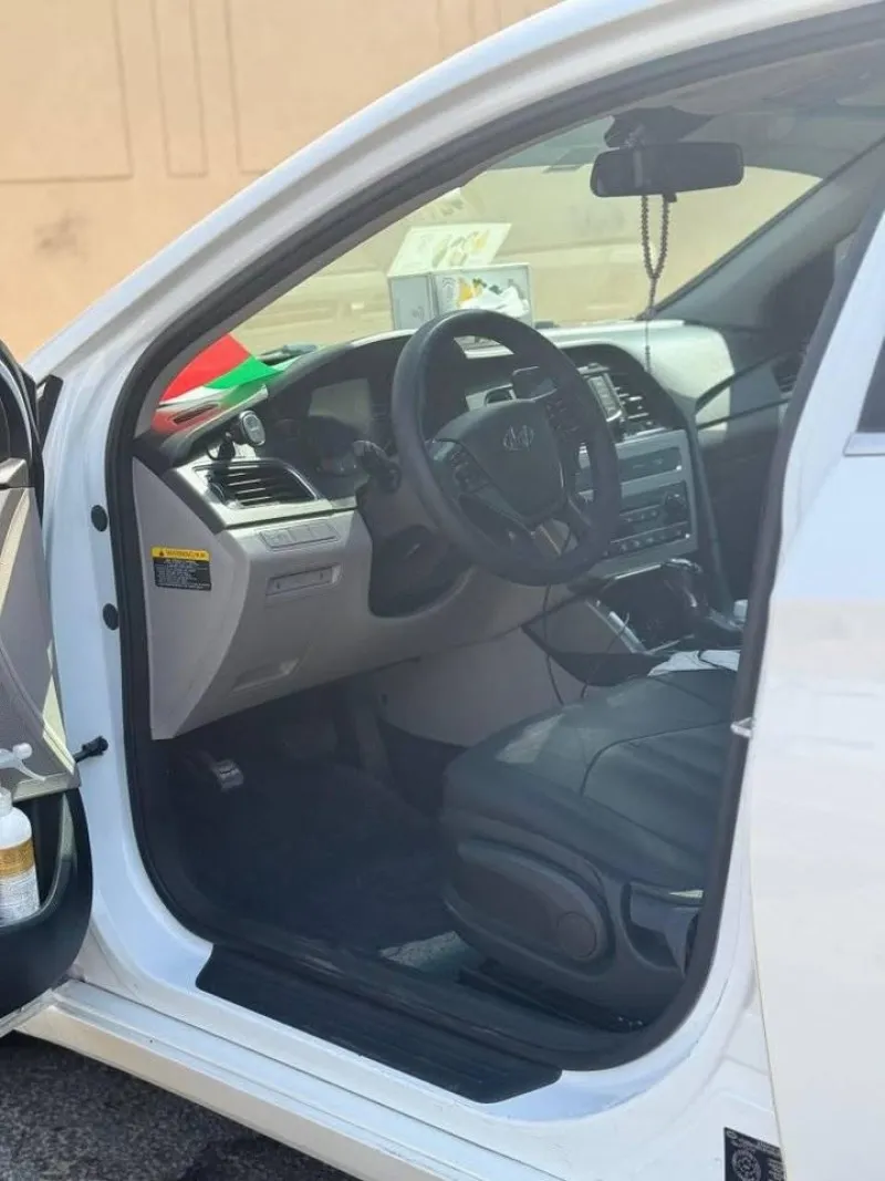 2015 هيونداي سوناتا in Dubai