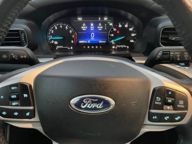 2021 Ford Explorer in Dubai