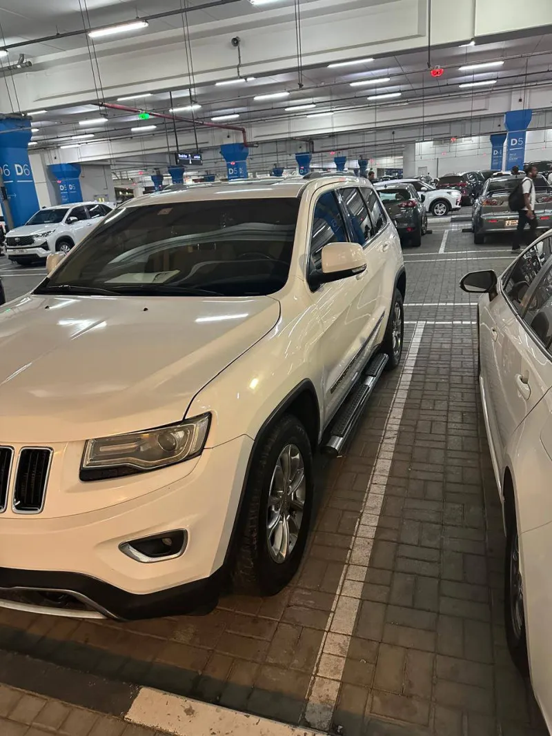 2014 Jeep Cherokee in Dubai