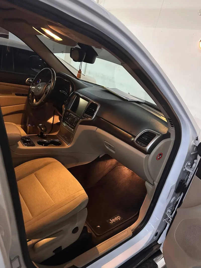 2014 Jeep Cherokee in Dubai