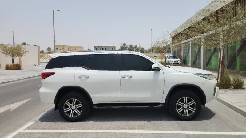 2017 Toyota Fortuner in Dubai
