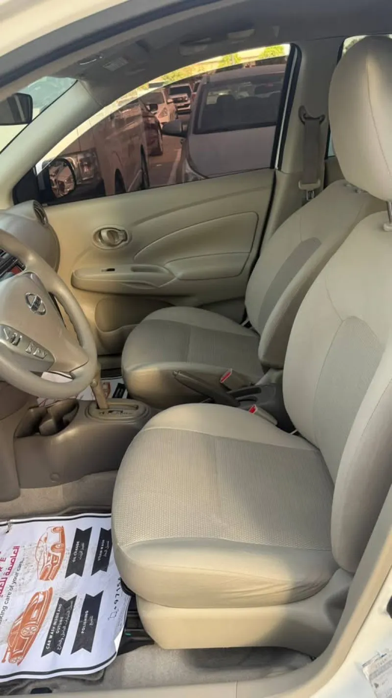 2019 نيسان صني in Dubai