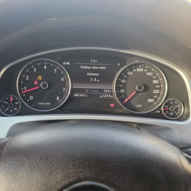 2012 Volkswagen Touareg in Dubai
