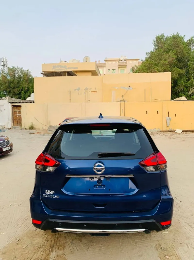 2017 Nissan Rogue in Dubai
