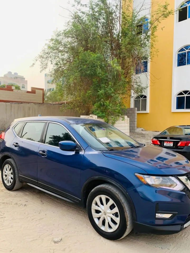 2017 Nissan Rogue in Dubai