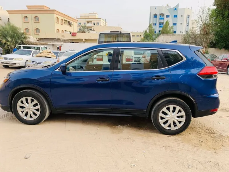 2017 Nissan Rogue in Dubai