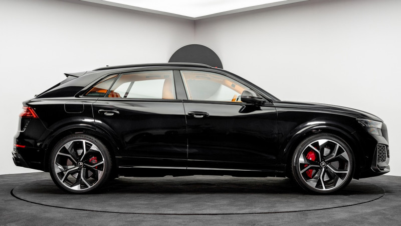 2021 Audi RSQ8 in dubai