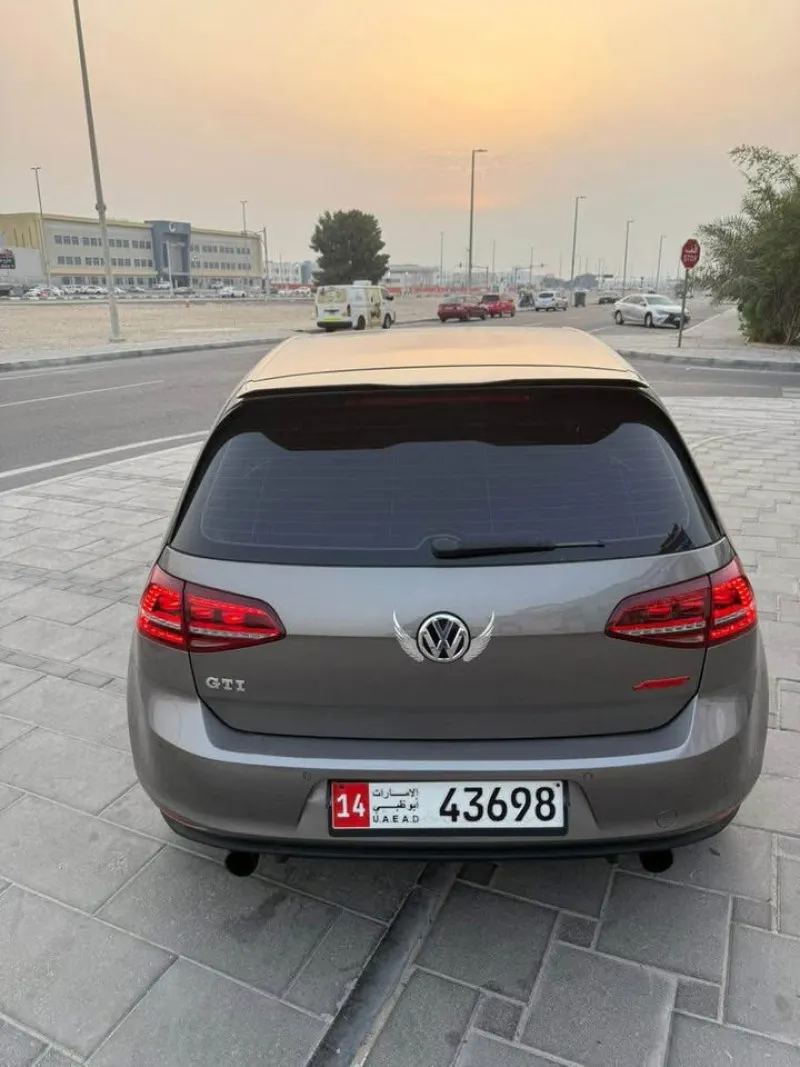 2015 Volkswagen Golf in Dubai