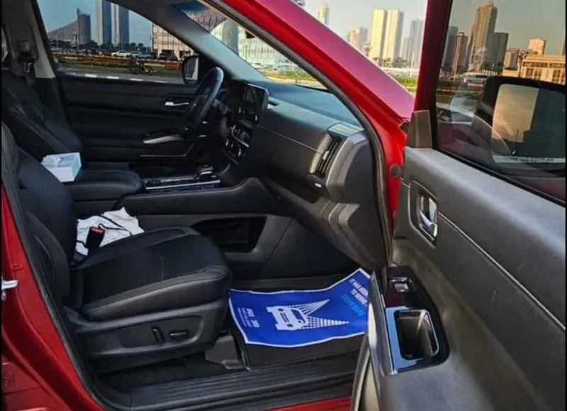 2022 Nissan Pathfinder in Dubai