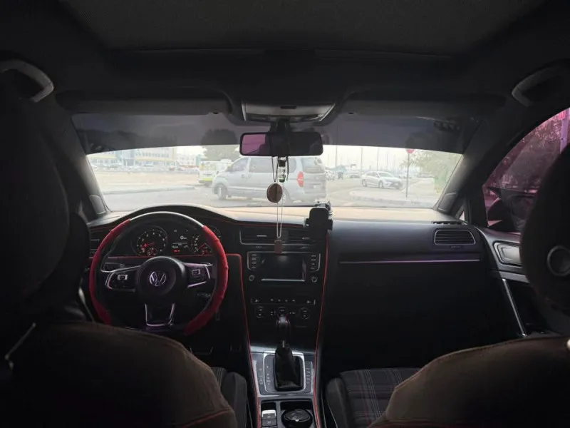 2015 Volkswagen Golf in Dubai
